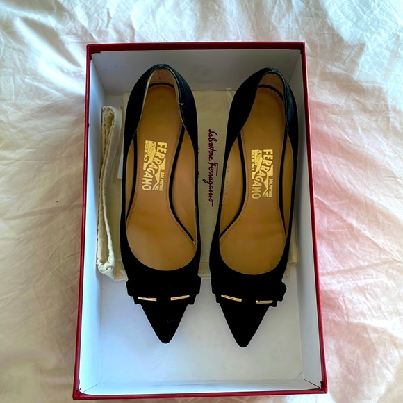 Salvatore Ferragamo Heels 9b 